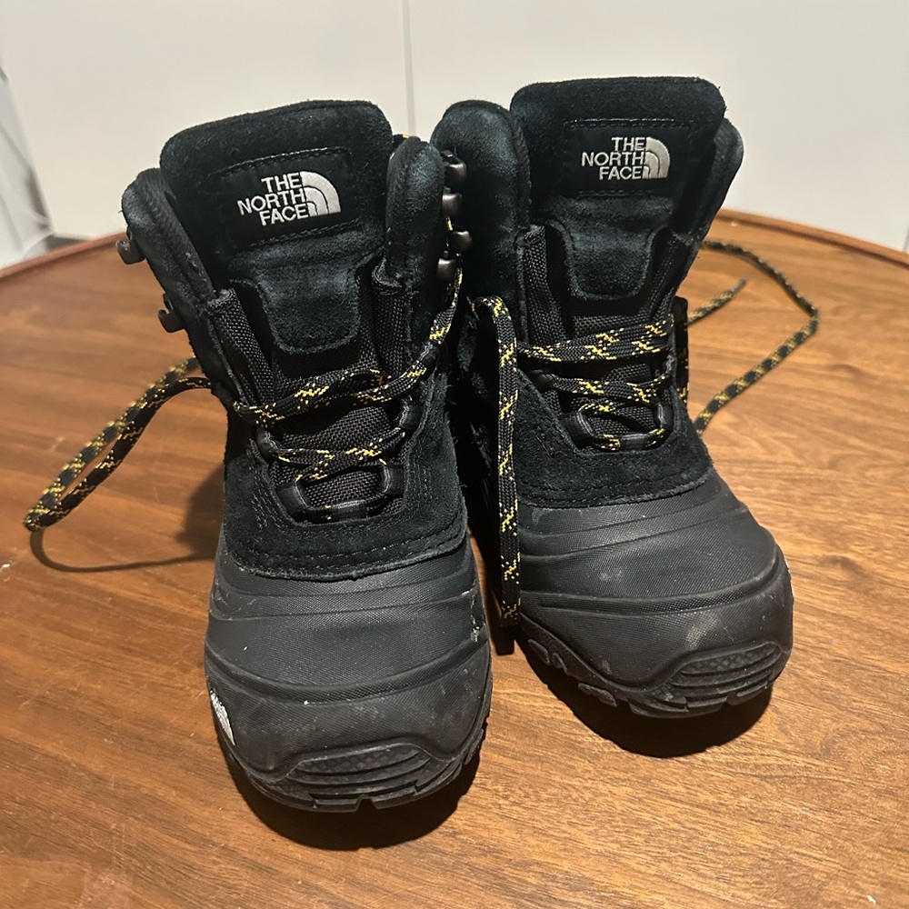 North Face Youth Chilkat V Lace Waterproof Boots
